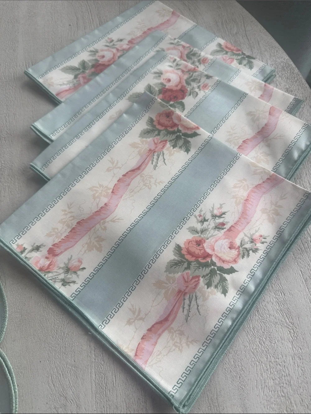 NWOT Set of Sateen Placemats (6)& Napkins (6)